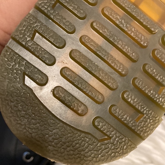 Dr.Martens Air Wair with sole bouncing 🥾 size 8M BNWOT please see all photos - Picture 11 of 17